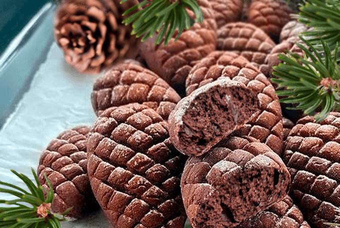 Cookie-pinecones